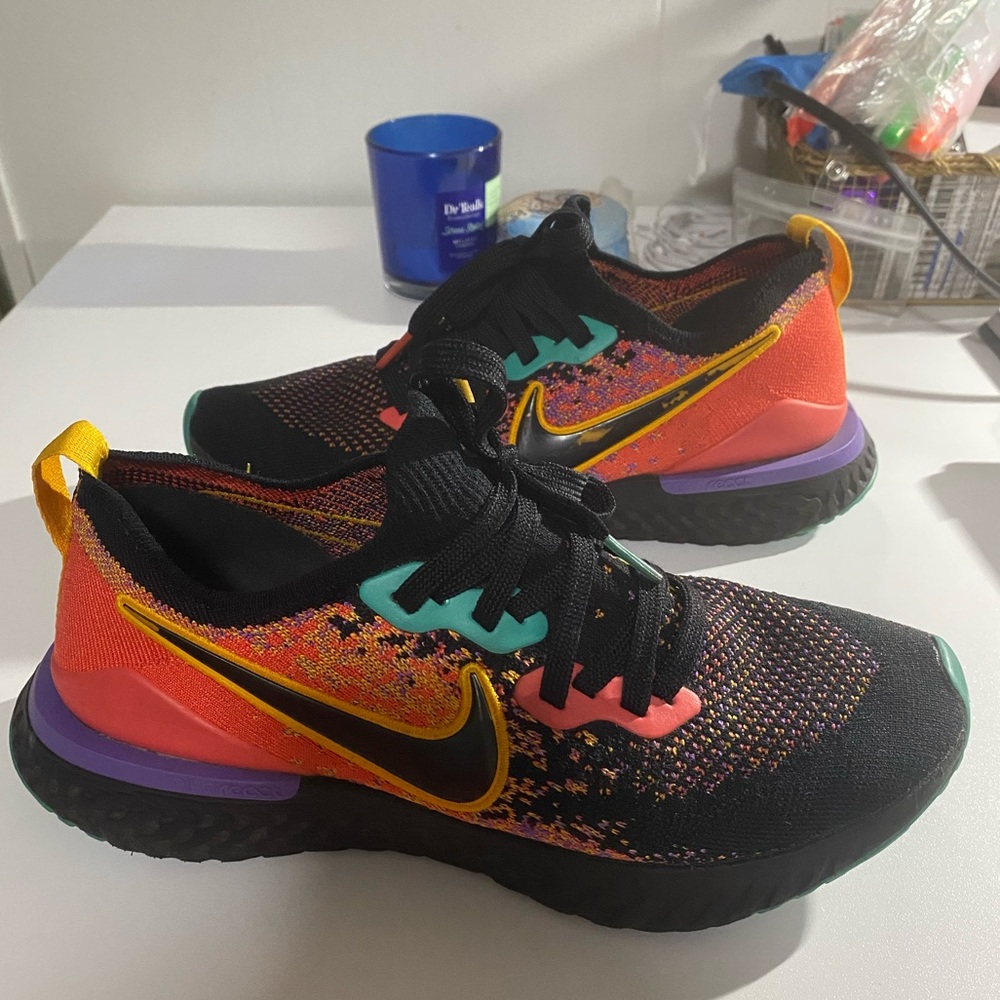 Nike